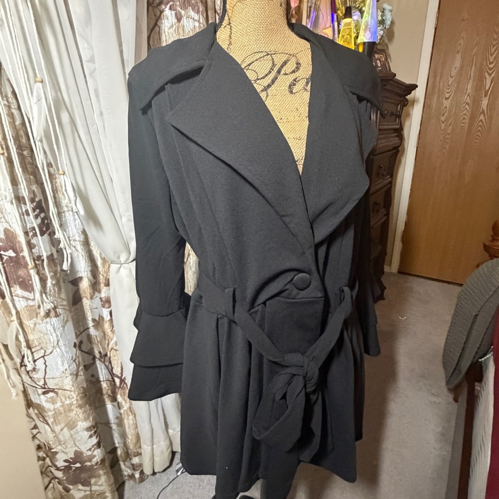 READ Nordstrom Black Trench Coat for Women